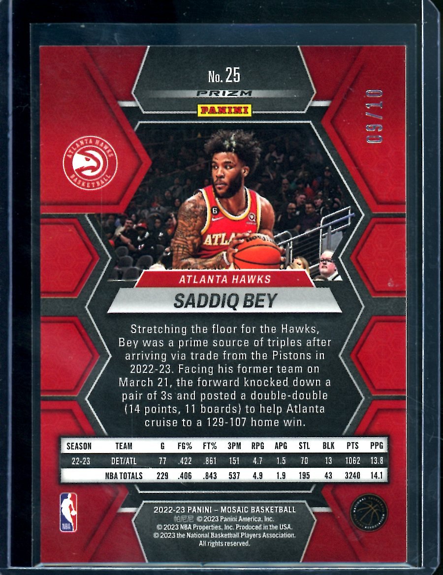 2022 - 23 Panini Mosaic Saddiq Bey Gold /10 Hawks - Trading Card Market