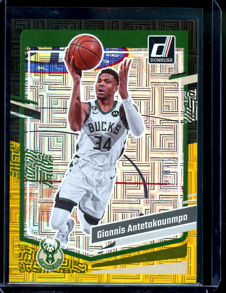 2023/24 Panini Donruss Choice Giannis Antetokounmpo Black Gold /8 