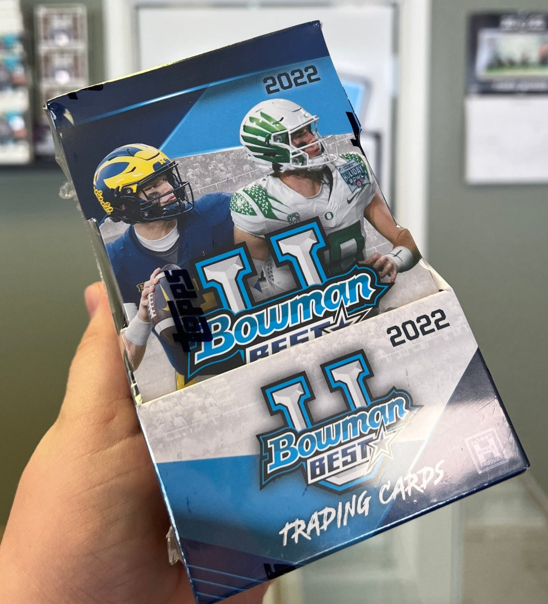 2022/23 Bowman's Best University Football - Trading Card Market
