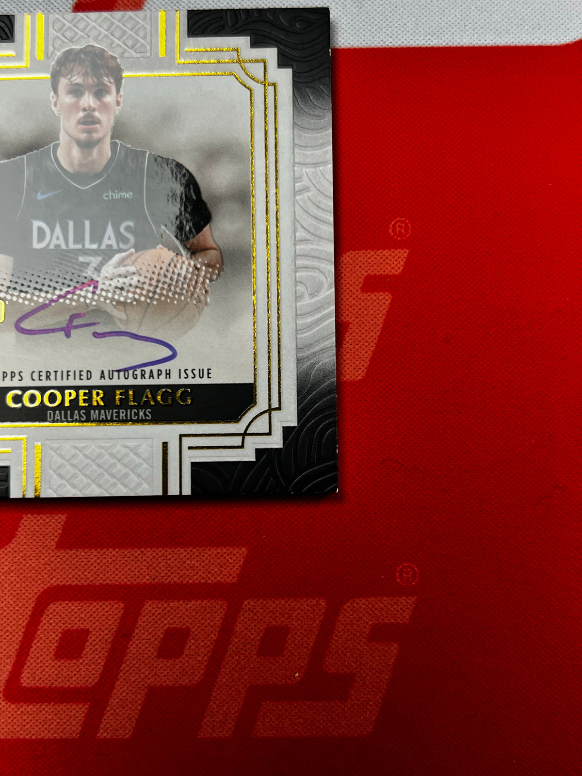 2025/26 Topps Definitive Cooper Flagg Rookie Patch Autograph RPA /10 Mavericks