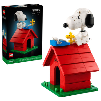 LEGO Ideas Peanuts: Snoopy's Doghouse