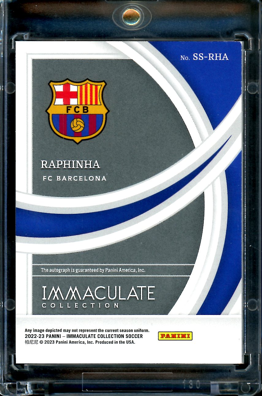 2022/23 Panini Immaculate Raphinha Shadowbox Auto Gold /10 FC Barcelon –  Trading Card Market