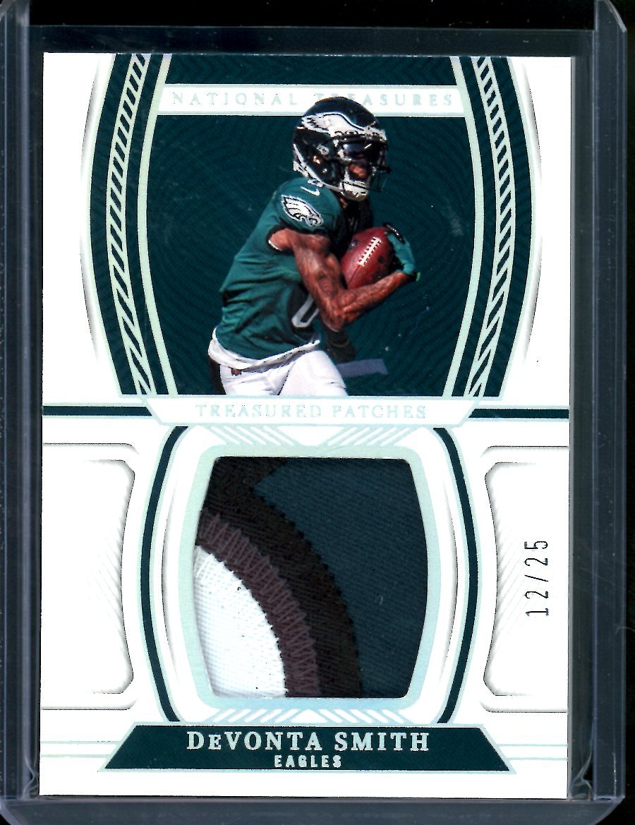2022 Panini National Treasures DeVonta Smith Treasured Patch /25 Eagles
