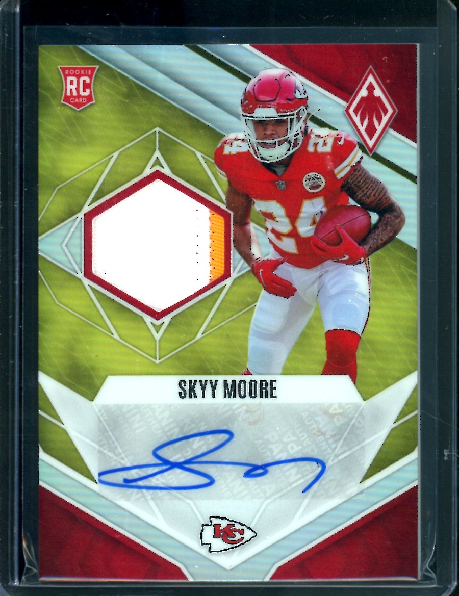 2022 Panini Phoenix Skyy Moore Rookie RPA Yellow /75 Chiefs