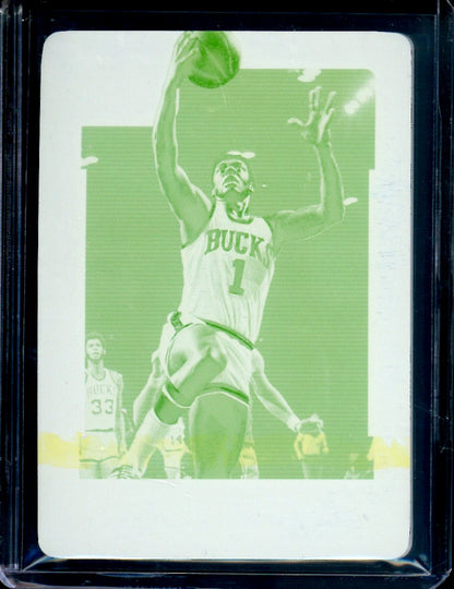 2022/23 Panini One & One Oscar Robertson Printing Plate 1/1 Bucks