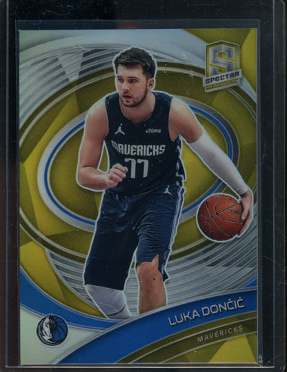 PSA10 Panini Spectra 見づらく Luka Doncic /49シリ