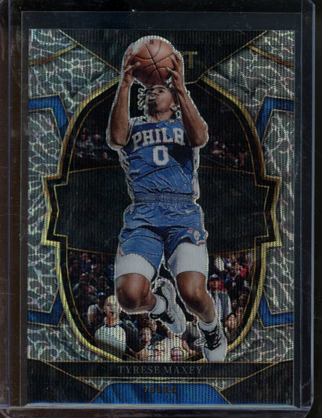 On sale ‘Tyrese Maxey’ Panini Select Rookie! PSA 9!!