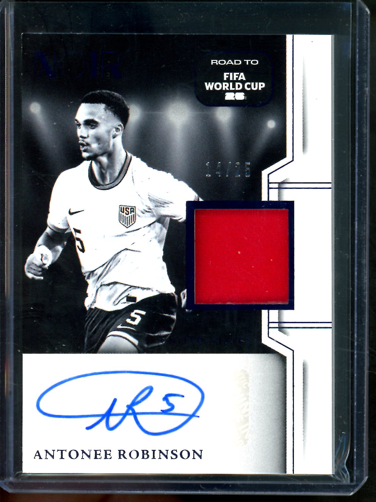 2025 Panini Noir Antonee Robinson Pach Autograph /25 United States
