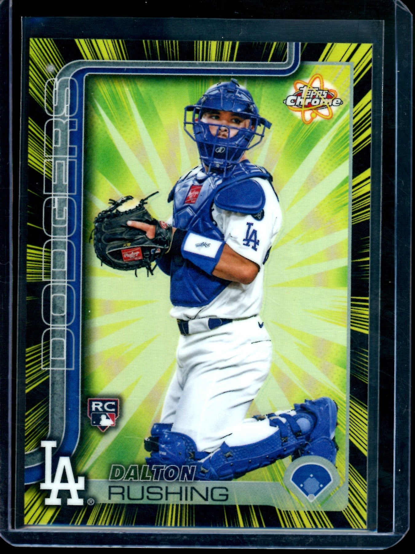 2025 Topps Chrome Dalton Rushing Radiating Rookie SP Dodgers