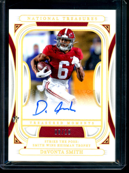 2025 Panini National Treasures Collegiate DeVonta Smith Treasured Moments Autograph Gold /10