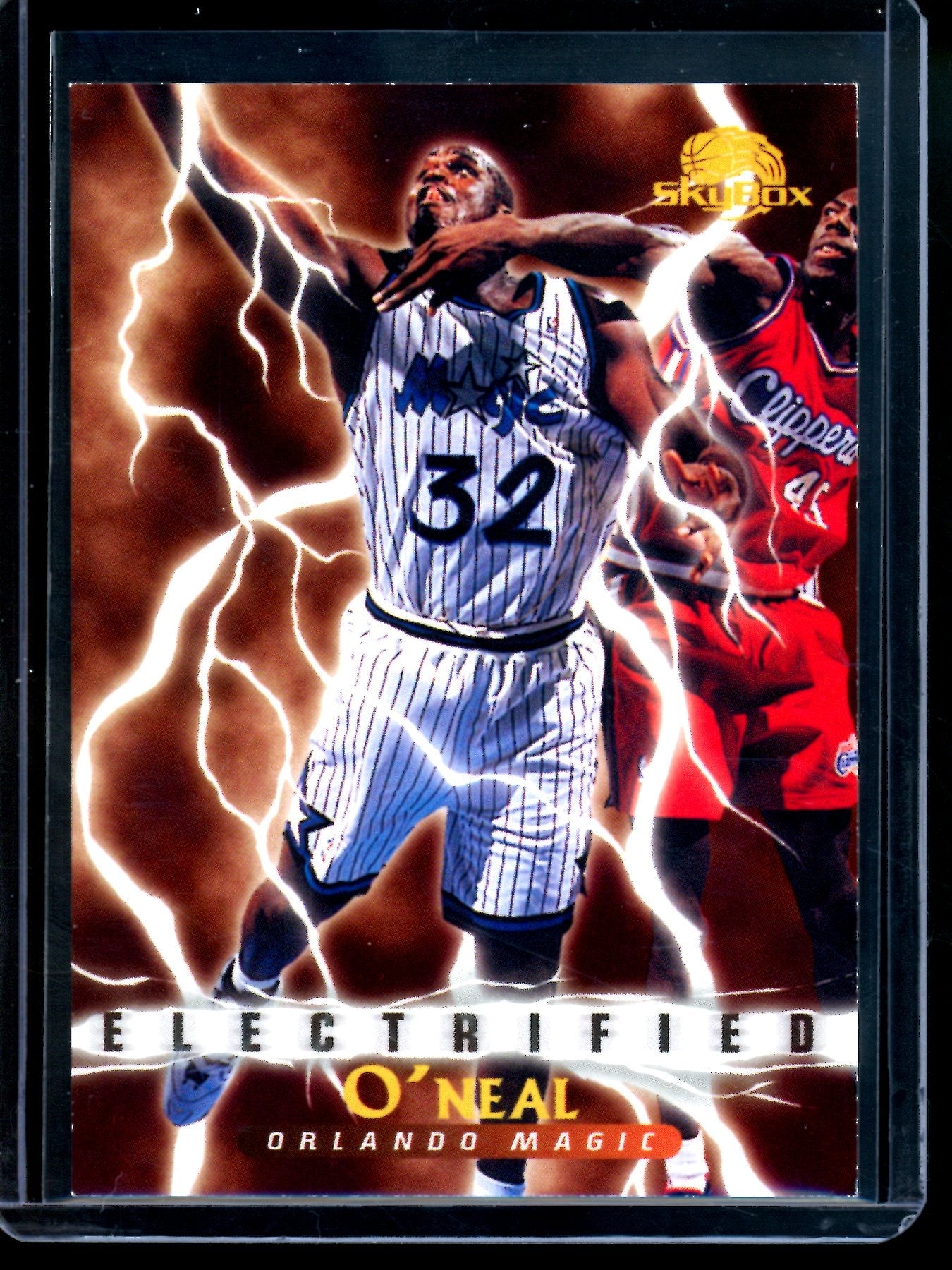 1996 Skybox Shaquille O'Neal Electrified Magic