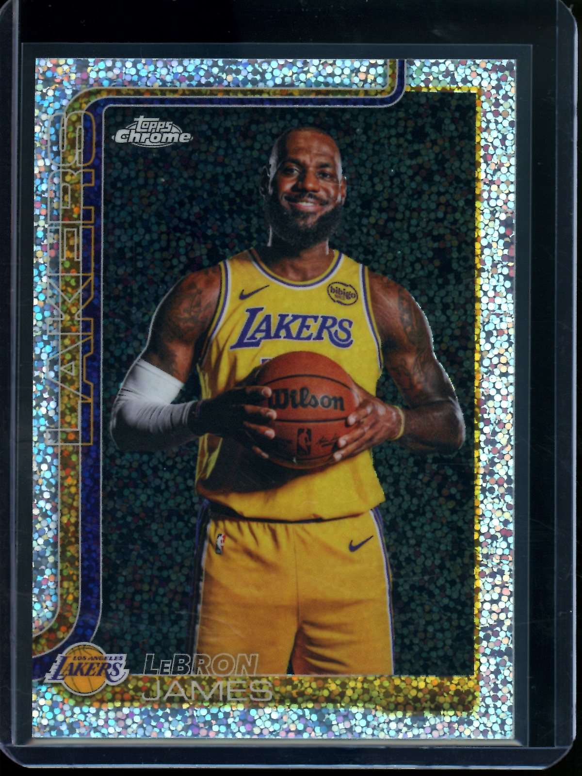 2025/26 Topps Chrome LeBron James Image Variation Mini Diamond Refractor Lakers