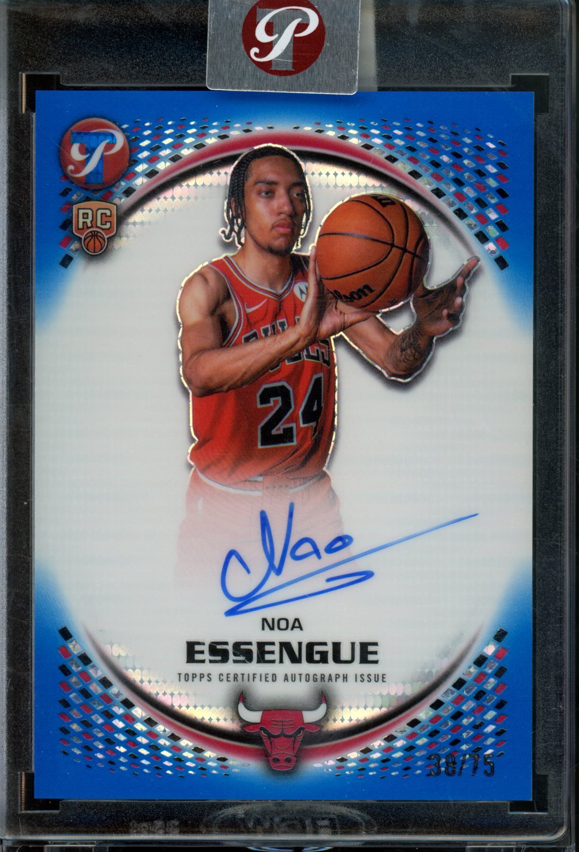 2025/26 Topps Pristine Noa Essengue Rookie RC Blue Refractor Autograph Encased /75 Bulls - Trading Card Market
