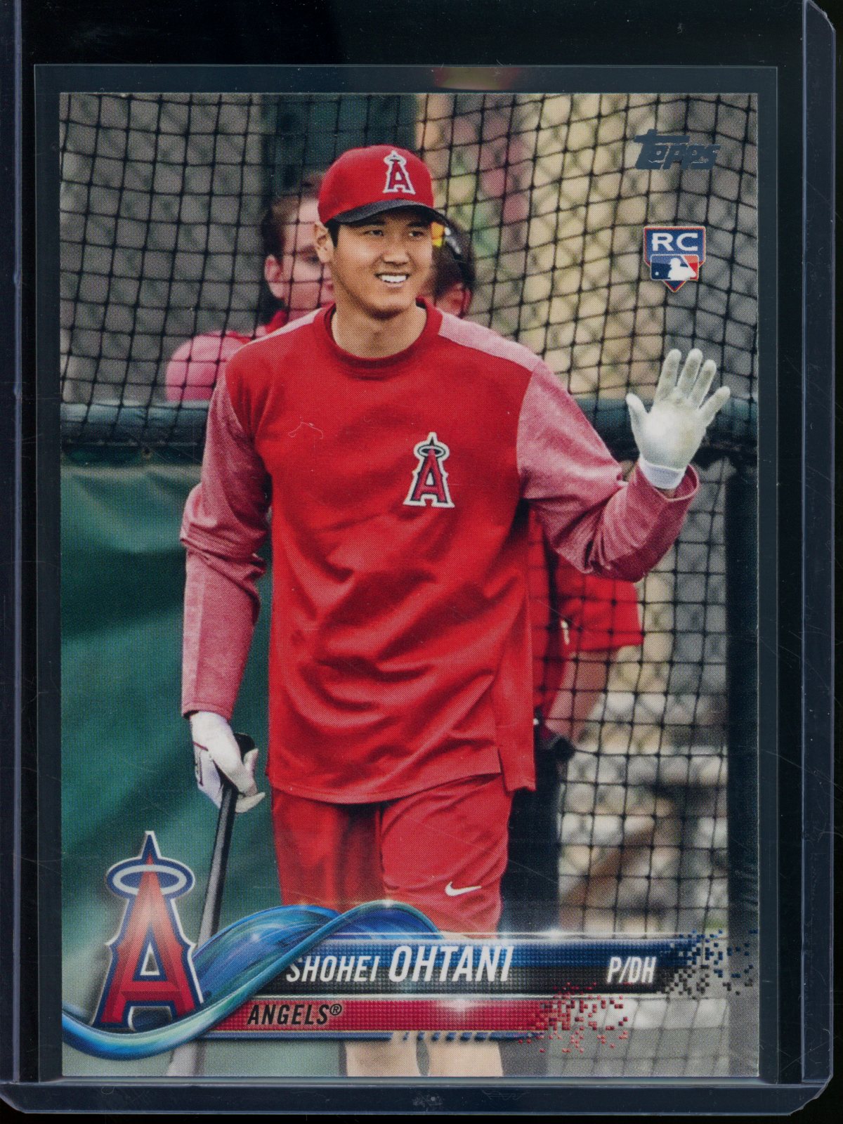 2018 Topps Series 2 Shohei Ohtani Rookie RC With Bat Short Print Image Variation #700 Angels